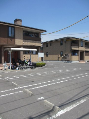 【駐車場】