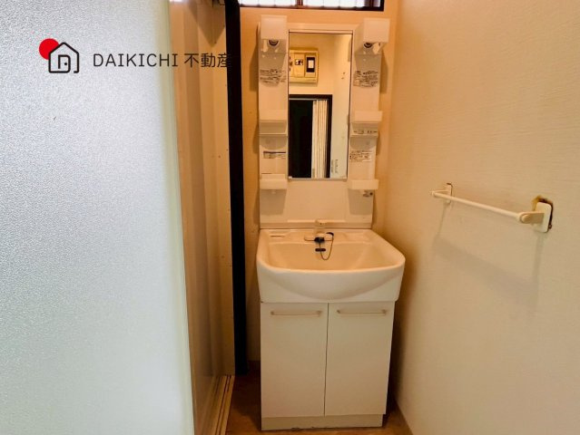 【独立洗面台】 | 鴻巣市宮地3丁目　中古戸建　