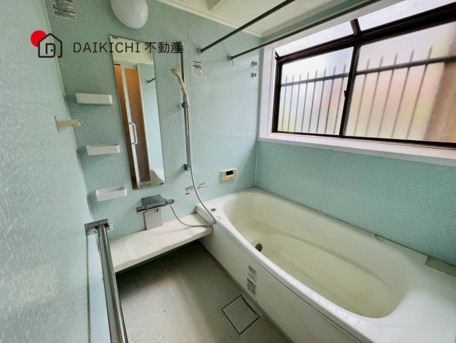 【浴室】 | 鴻巣市宮地3丁目　中古戸建　