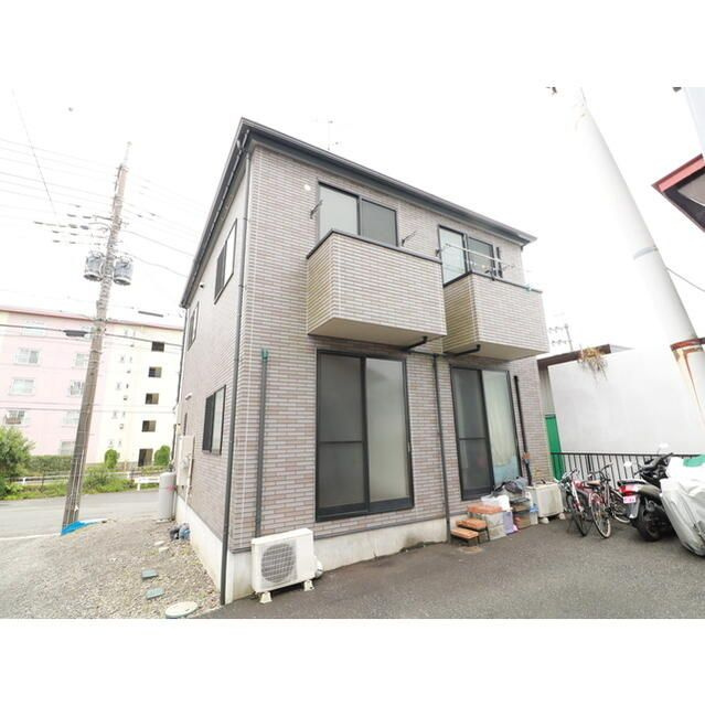 大和市上和田のアパートの外観