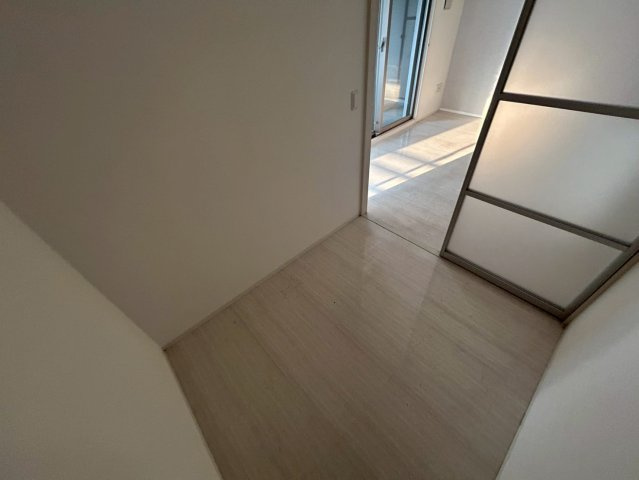 CITY SPIRE難波グレイスの洋室