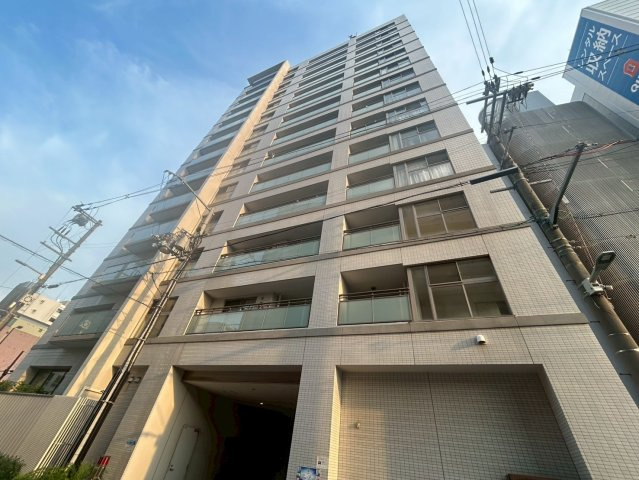 CITY SPIRE難波グレイスの外観