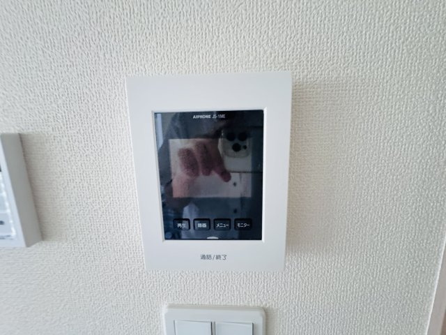 柏市戸張新築戸建のセキュリティ|来客時も安心のTVモニター付きインターフォン