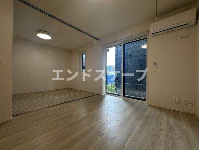 Σresidence歌川町　A棟の居間・リビング|高崎、前橋のお部屋探しはエンドスケープまで！お客様の理想お聞かせ下さい♪
