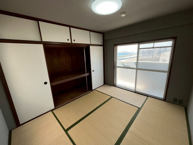 朝日プラザ西舞子の和室|和室があれば、来客や子供用のスペースとして活躍します