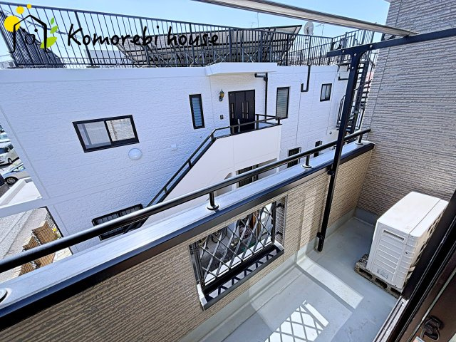 桶川市若宮一丁目　中古戸建てのバルコニー|26.4.11　撮影済み