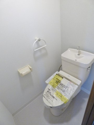 【トイレ】 | ニューリバティ藤田 | 温水洗浄便座