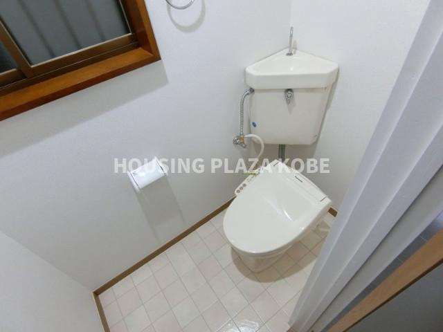 関守町２丁目貸家のトイレ