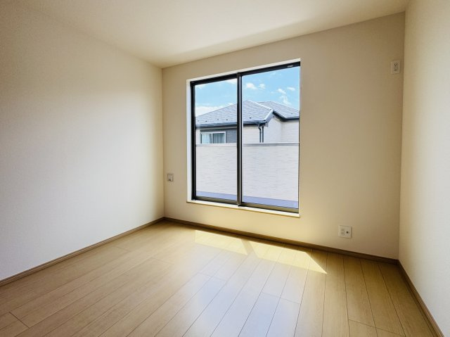 柏市戸張新築戸建の子供部屋|5.18帖洋室