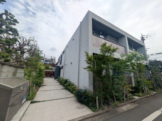 blu e verde（ブルーエベルデ）