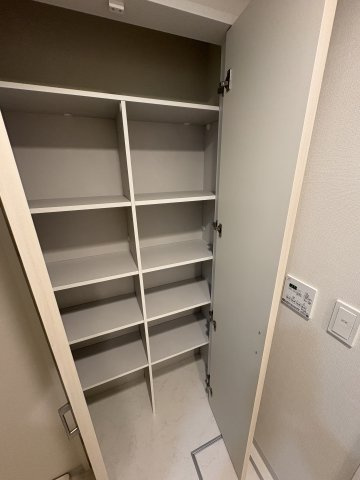 Caymanの収納