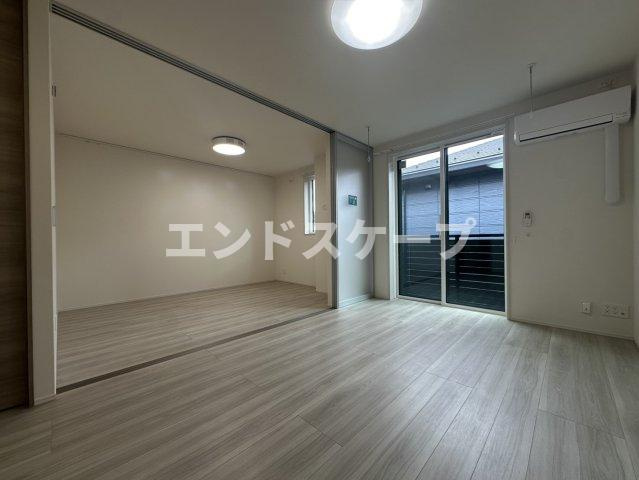 Σresidence歌川町　A棟の居間・リビング|高崎、前橋のお部屋探しはエンドスケープまで！お客様の理想お聞かせ下さい♪