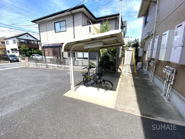 ロイヤルコートのその他共用部分|屋根付き駐輪場☆彡