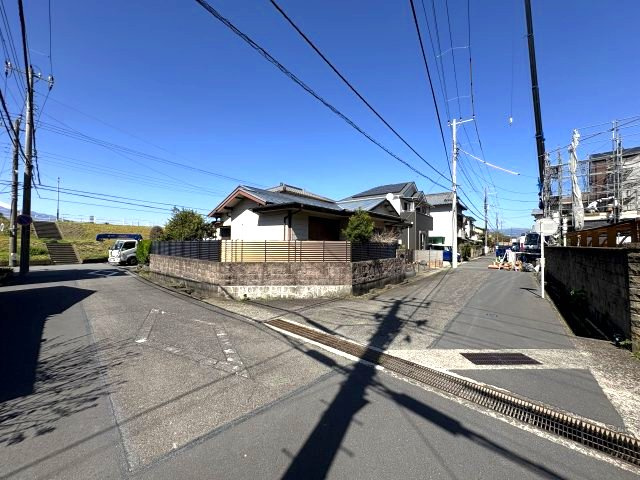 売土地　沼津市中原町の前面道路含む現地写真|沼津市役所や伊豆方面へのアクセス良好です！