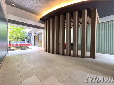 【ロビー】 | HANANOKI RISE | 清潔なロビーです