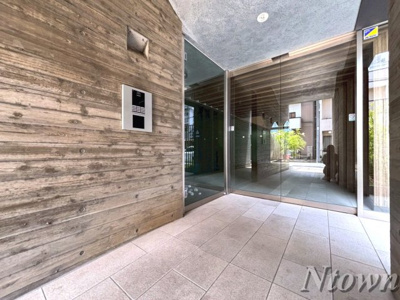 【エントランス】 | HANANOKI RISE | ゆとりのあるエントランスです