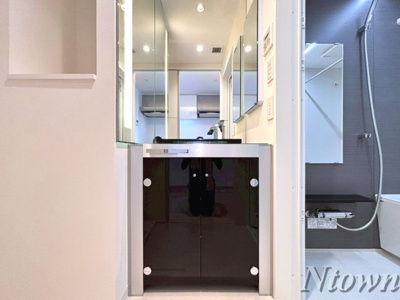 【独立洗面台】 | HANANOKI RISE | 朝の支度にも助かる、独立の洗髪洗面化粧台