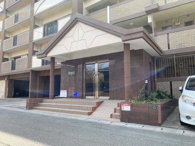 ピエモンテ二日市のエントランス|別号数タイプ