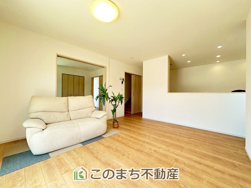 いろどりアイタウン日光市瀬尾22-P3の居間・リビング|同社施工例