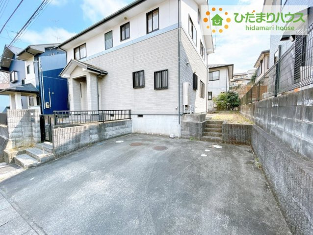 いわき市泉町黒須野字早稲田　中古戸建の駐車場