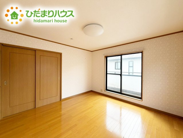 いわき市泉町黒須野字早稲田　中古戸建の洋室