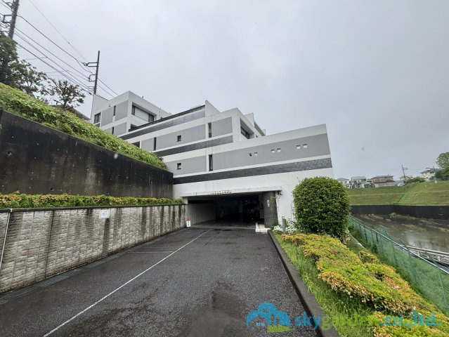 コートヒルズ湘南日向岡