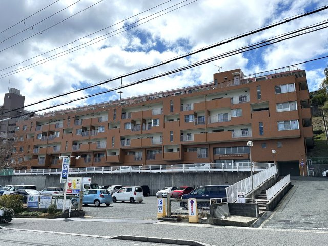 ロイヤルコーポ朝霧