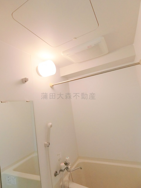 Amavel羽田空港の浴室