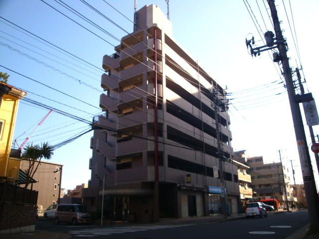 クレストコート