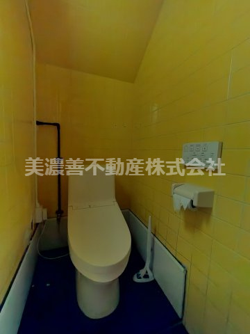 ６６８２４　岐阜市野一色店舗・事務所のトイレ|1階