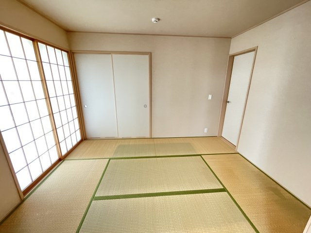 藤岡市小林　中古2100の和室