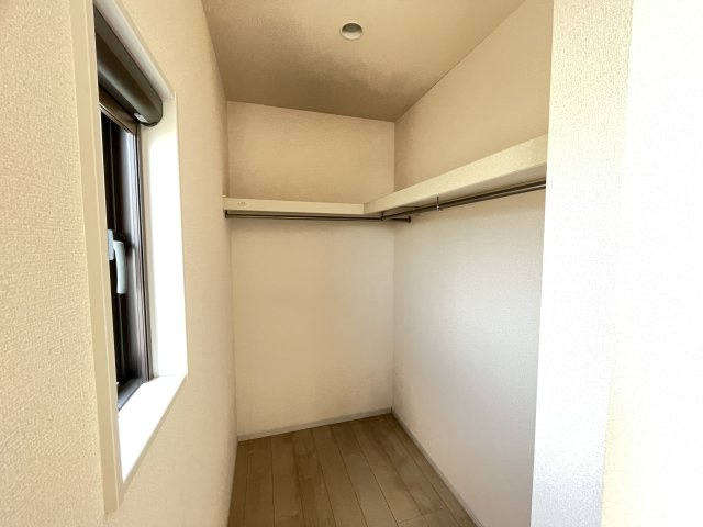 藤岡市小林　中古2100の収納