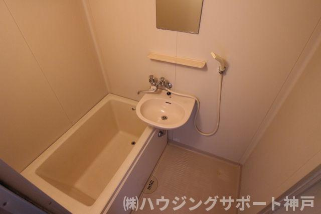 メゾン長尾の洗面所