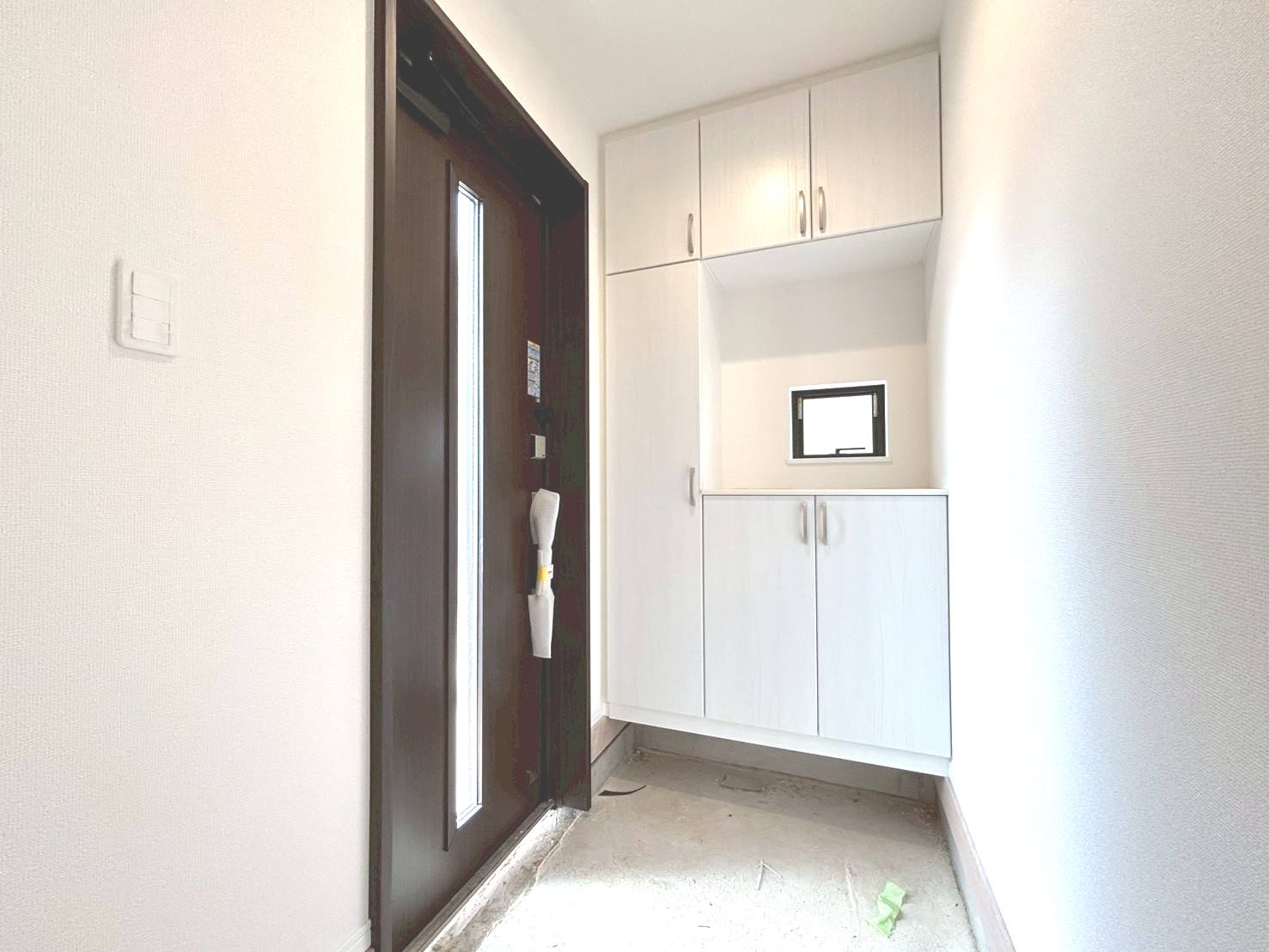 ハートフルタウン　一宮市萩原町高松　全3区画分譲の玄関|玄関ドアの鍵はディンプルキーと内側はサムターンキーになっており防犯性の高い仕様になっています。