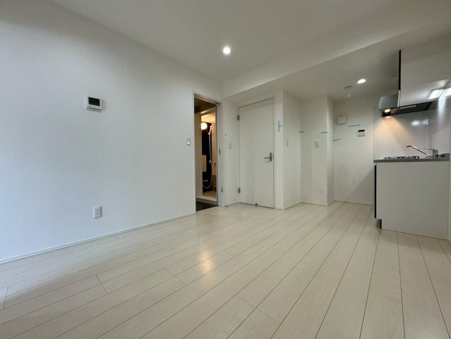 アーバンリゾート京田町　名古屋市賃貸　仲介手数料無料の居間・リビング