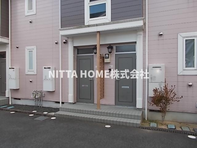 プラースⅢのエントランス|部屋の外観写真です◎