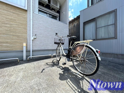 【駐車場】 | ハーモニーテラス白子町 | 駐車場があるので、車を買う予定の方も安心です
