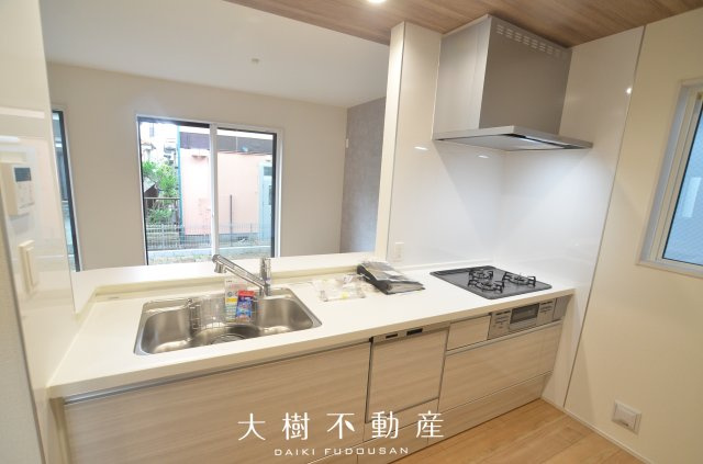 【キッチン】 | 綾瀬市上土棚南4丁目 新築戸建て 全1棟【仲介手数料無料】