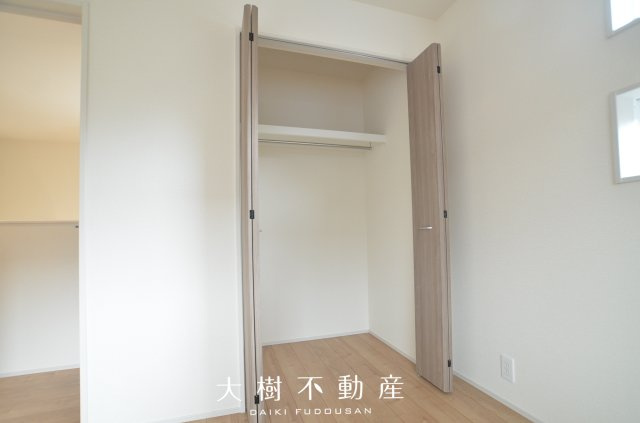 【洋室】 | 綾瀬市上土棚南4丁目 新築戸建て 全1棟【仲介手数料無料】 | 2階　洋室4（5.5帖）クローゼット