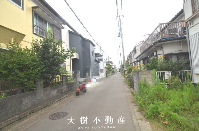 【前面道路含む現地写真】 | 綾瀬市上土棚南4丁目 新築戸建て 全1棟【仲介手数料無料】