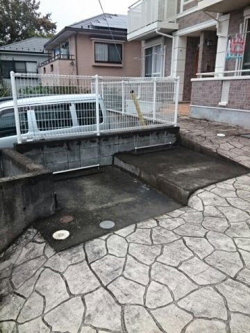 ラ・ベラ・ヴィータの駐車場