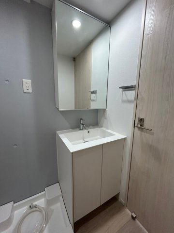 【独立洗面台】