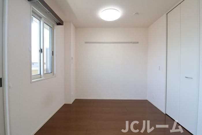 レジデンシィズ 東城 EASTの居間・リビング