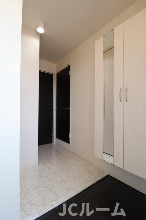 レジデンシィズ 東城 EASTのロビー