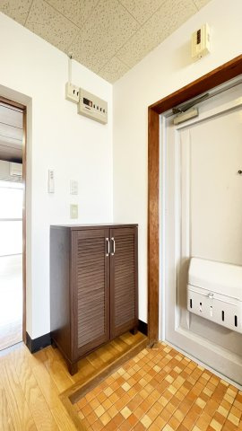 第二木村マンションの玄関
