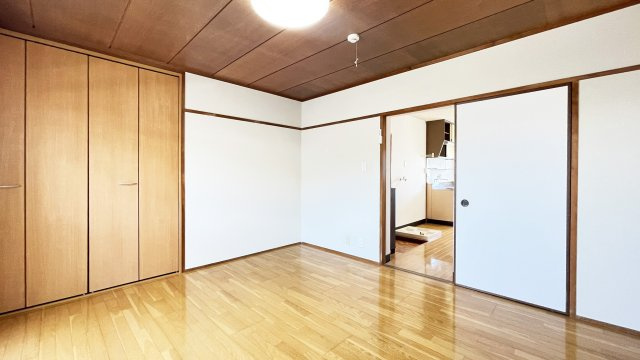 第二木村マンションの居間・リビング