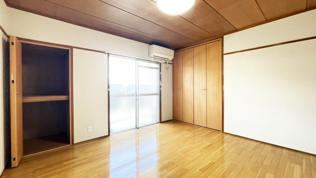 第二木村マンションの居間・リビング