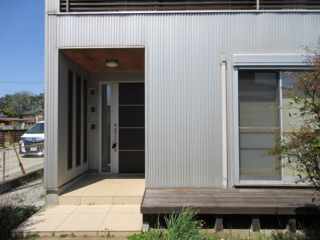 中古戸建　東松山市正代1075-2（期間限定現況販売）の玄関