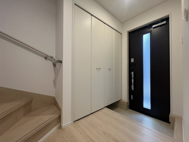 武蔵村山市中原第８の玄関