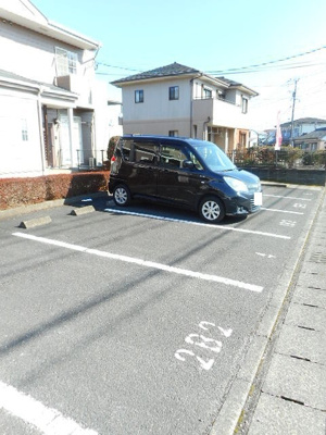 【駐車場】 | メゾンサンパティーク　Ｂ | 駐車場